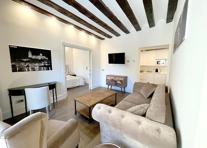 El Mirador Del Poeta Gasthof Salamanca